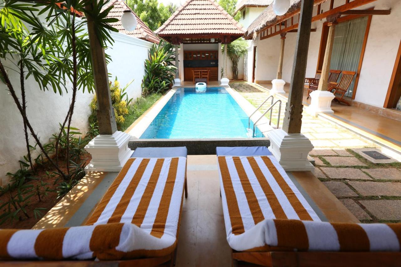 Hotel Le Pondy Puducherry Exterior foto